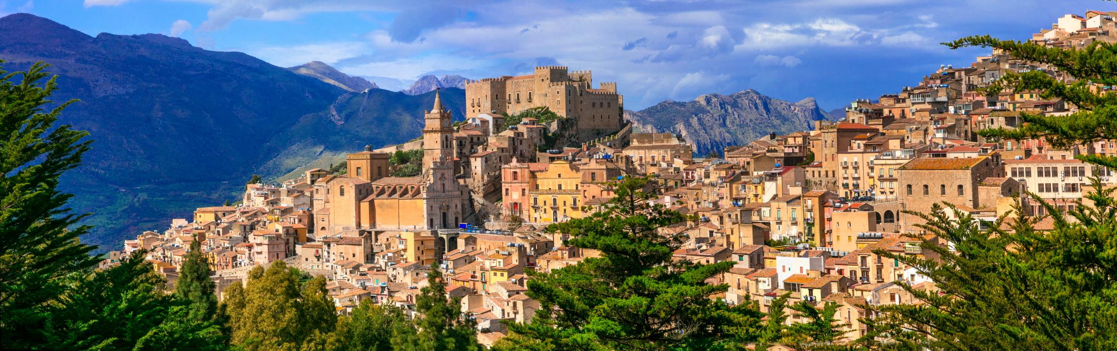 카카모 성  Castello di Caccamo