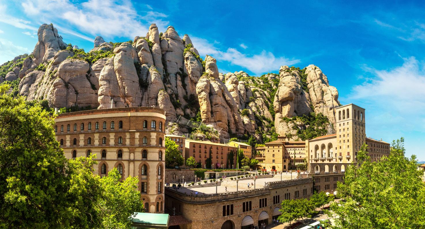 몬세라트 수도원  Monasterio de Montserrat