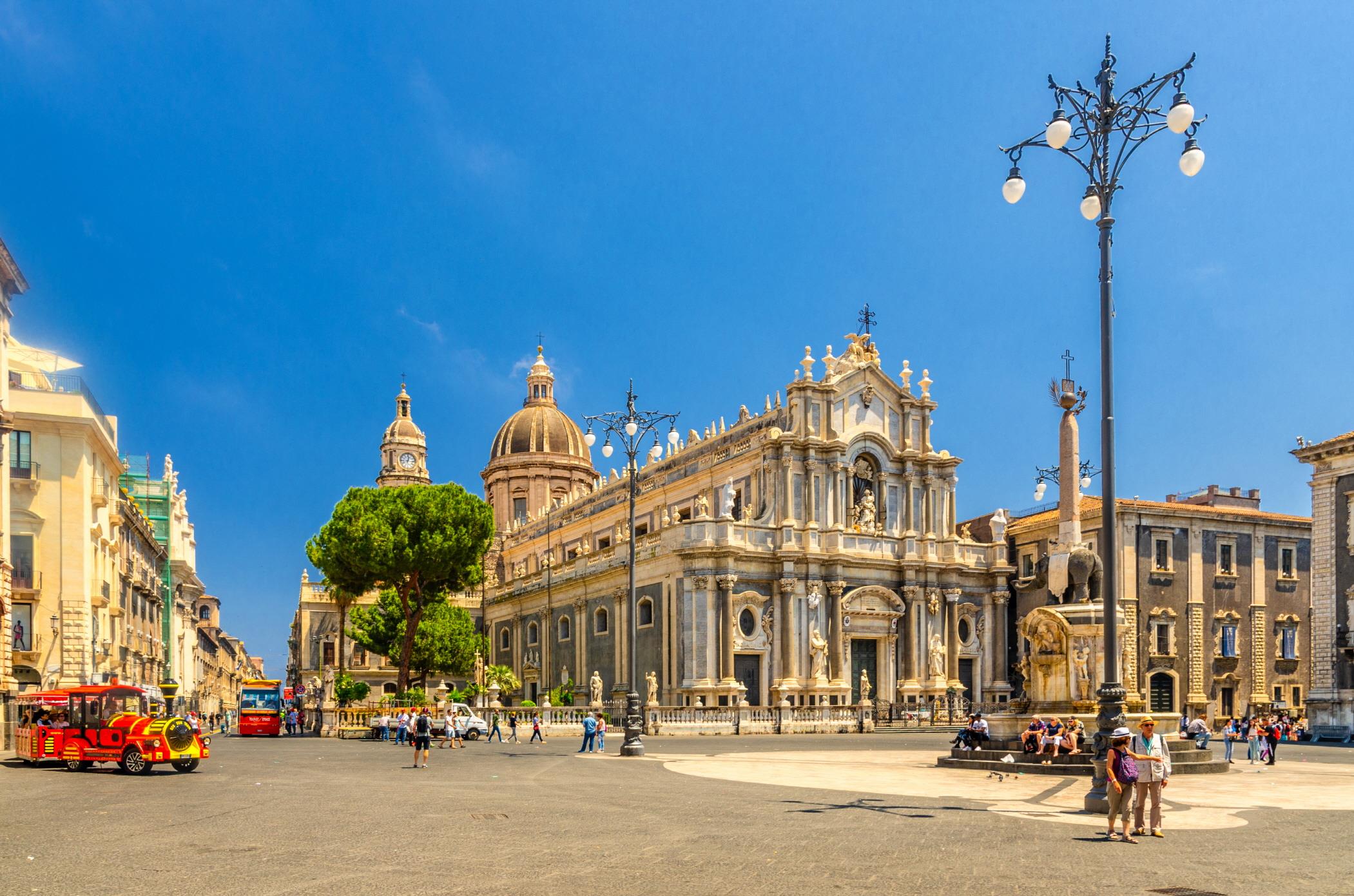 카타니아 두오모  Cathedral of Santa Agatha