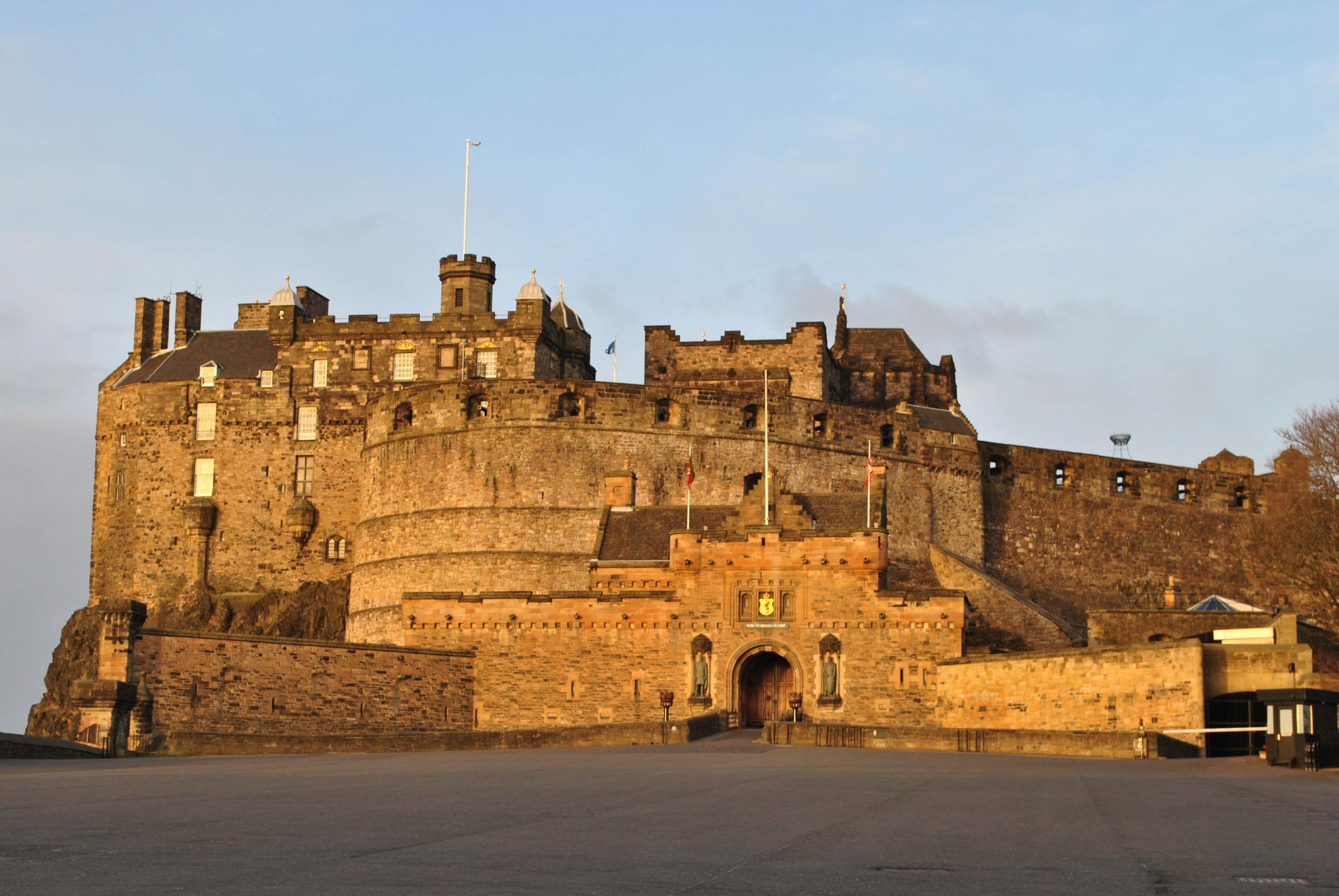 에딘버러 성  Edinburgh Castle