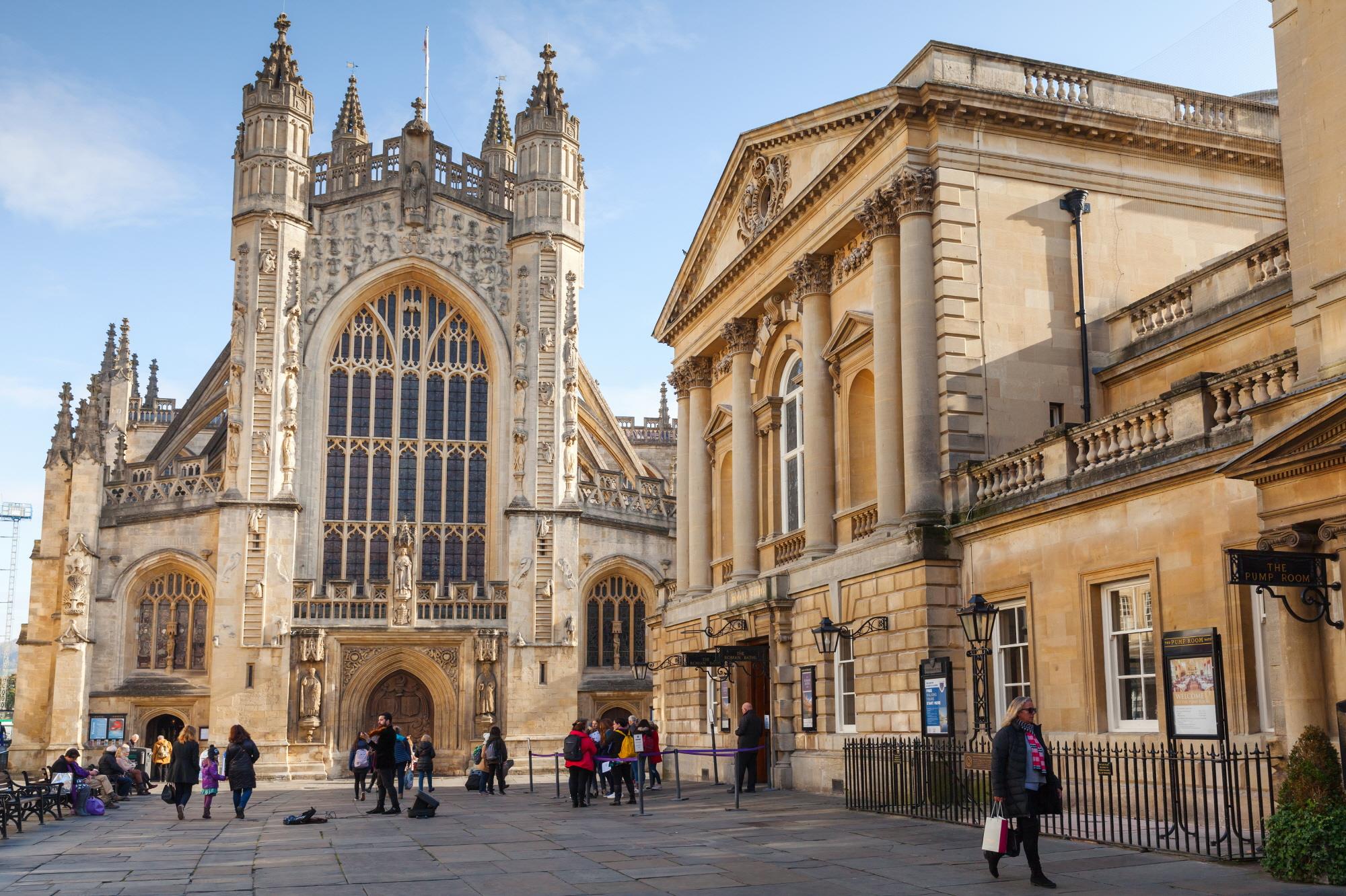 바쓰 수도원  Bath Abbey