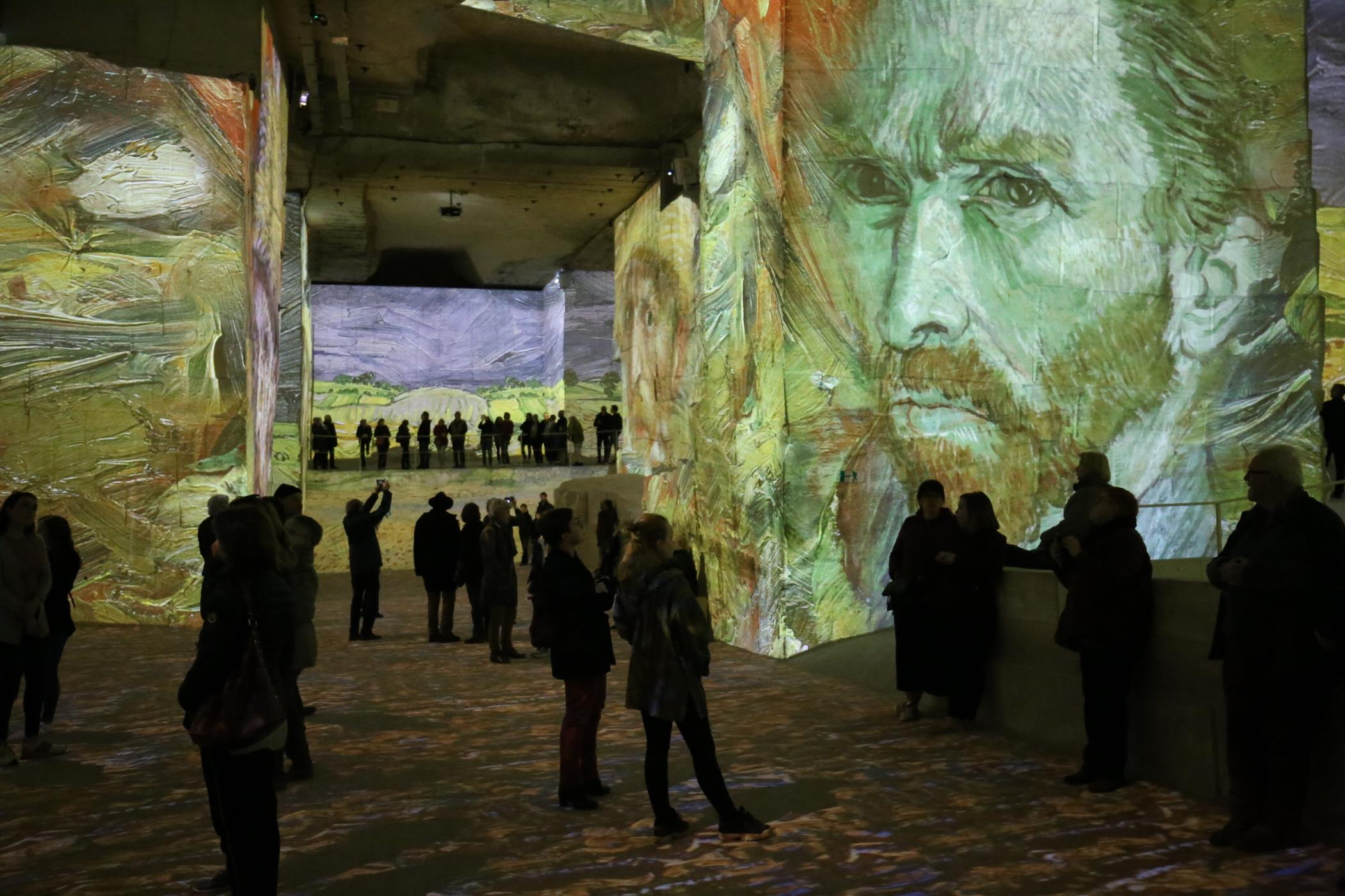 빛의 채석장  Carrieres de Lumieres