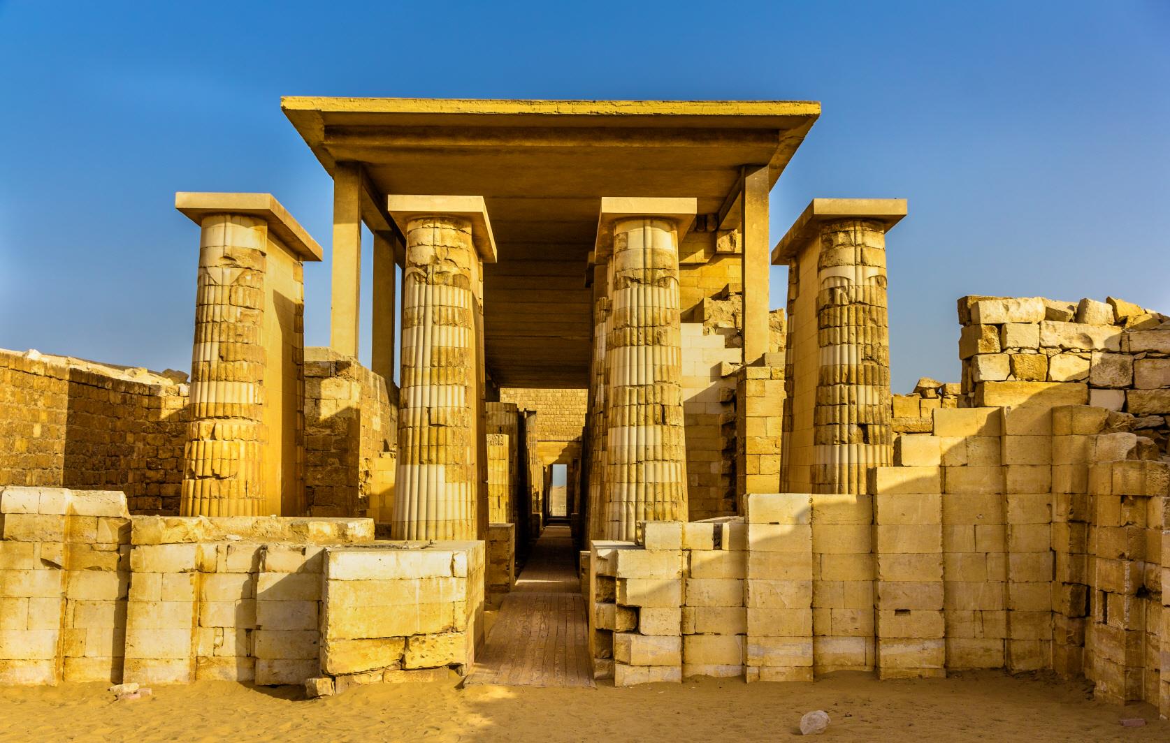 사카라 피라미드  Saqqara Necropolis