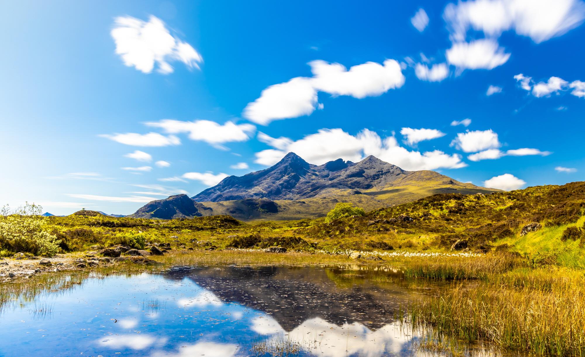 쿨린 언덕과 산  Cuillin Hills & Mountains