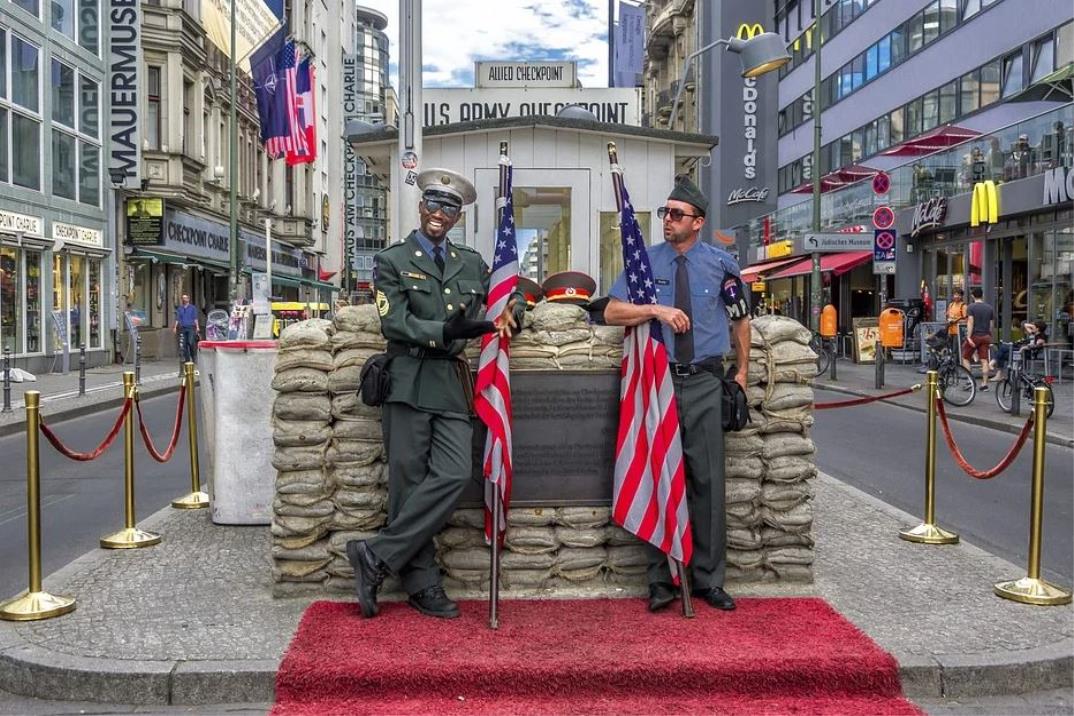 체크포인트 찰리  Checkpoint Charlie