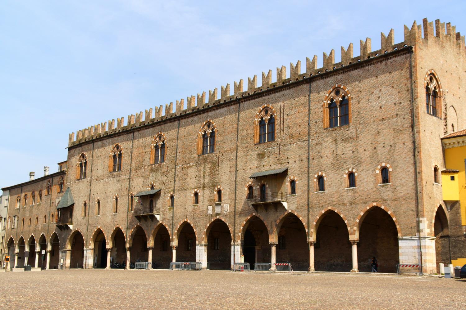 만토바 두칼레 궁전  Palazzo Ducale