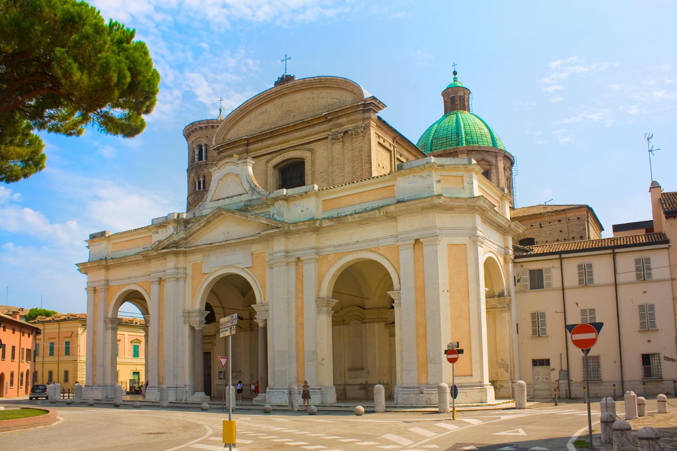 포폴로 광장과 구시가지  Piazza del Popolo Ravenna