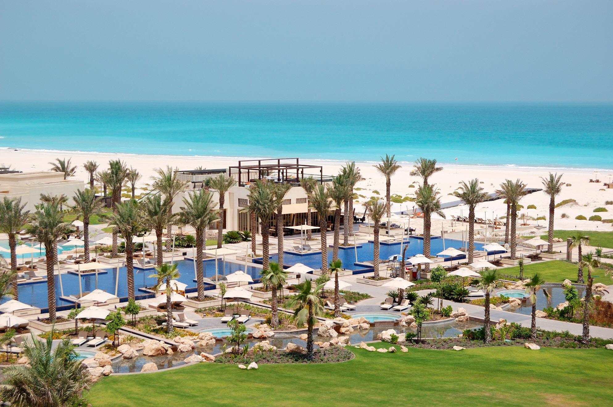 사디얏 아일랜드  Saadiyat Island