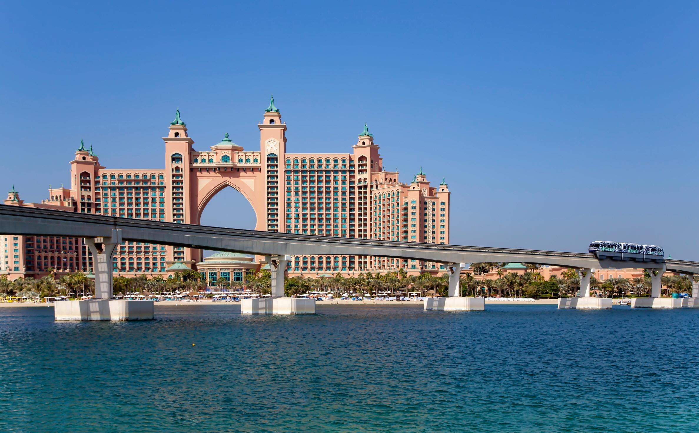 팜아일랜드 모노레일  The Palm Jumeirah Monorail